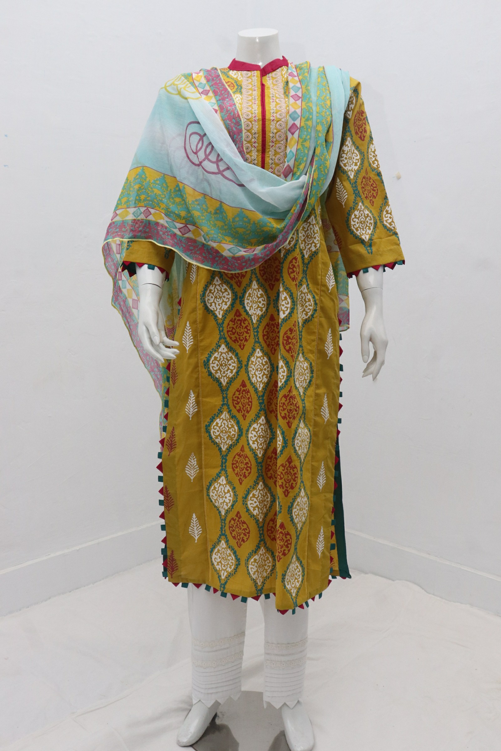 Pure Lawn Stuff Block Print Design 3 Pieces