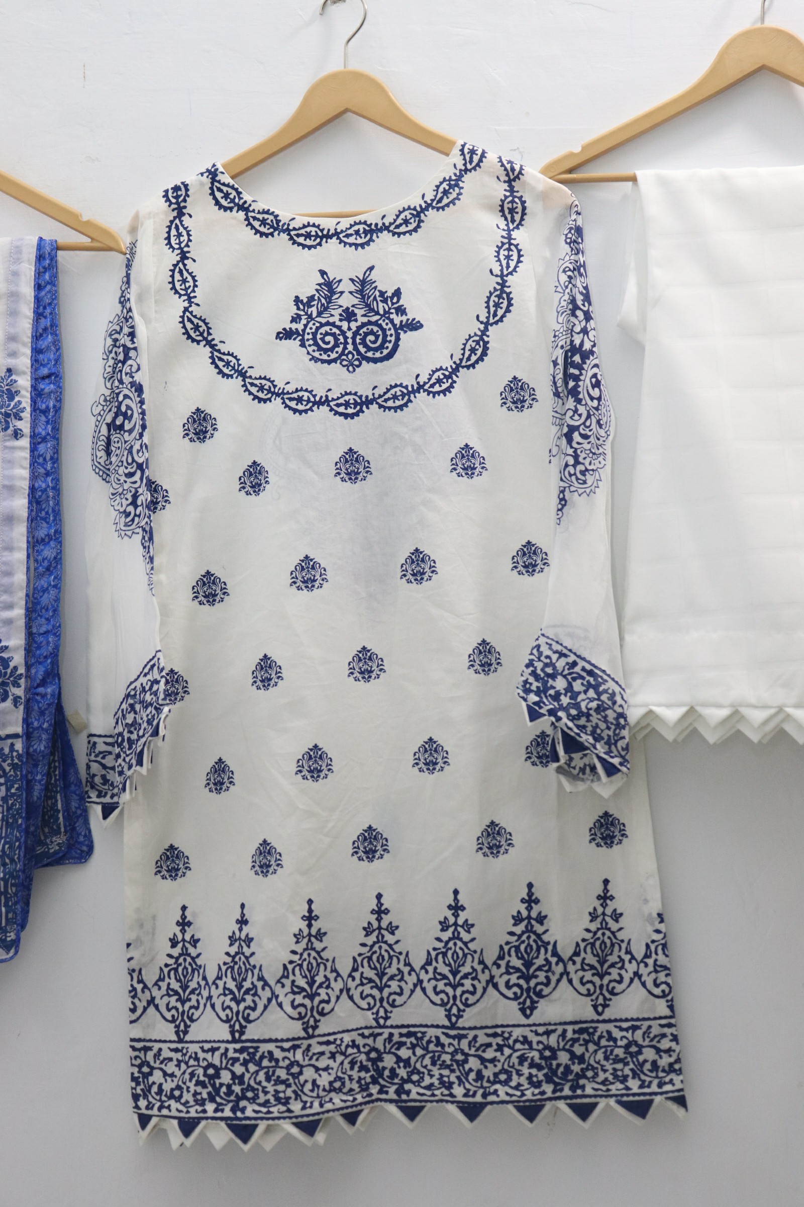 Pure Lawn Stuff Block Print Design 3 Pieces - Image 3