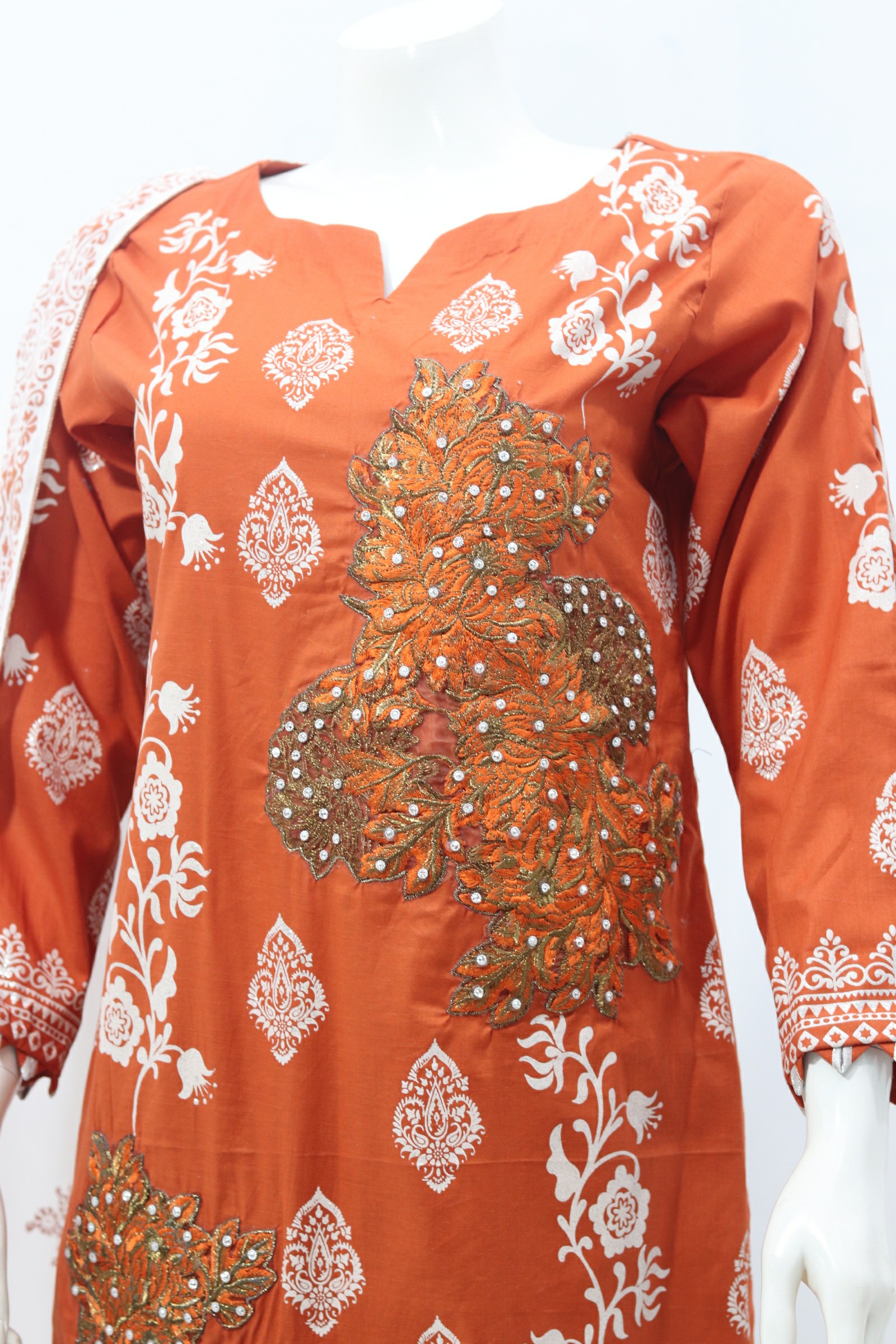 Pure Lawn Stuff Block Print & Embroidery Design 3 Piece - Image 6