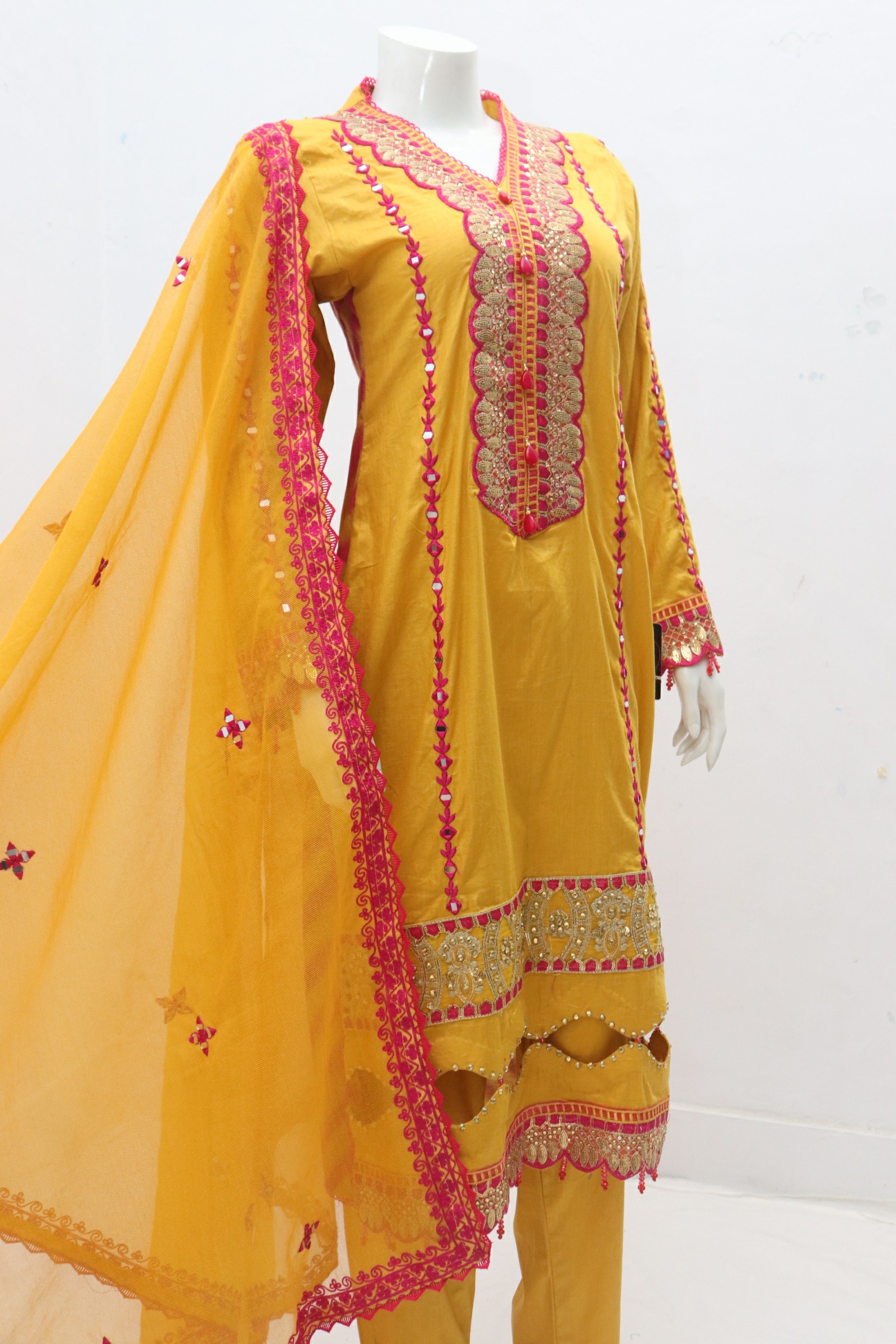 Pure Lawn Stuff Block Print Embroidery Design 3 piece - Image 3