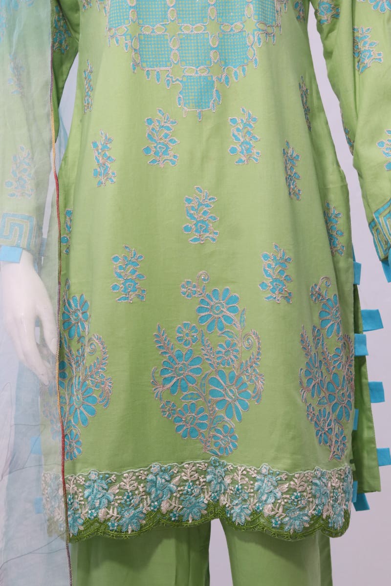 Pure Lawn Stuff block Print Emboridery Design 3 Piece - Image 5