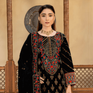Zarmeen-Emaan-ZE-707-Premium-Embroidered-Lawn-Black-Suit